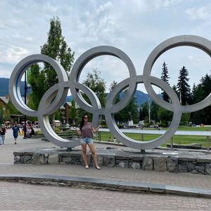 Meet your Posher, Pamela